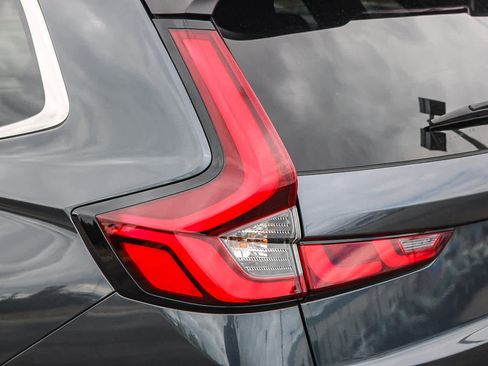 Used 2025 Honda CR-V Sport-L image 9