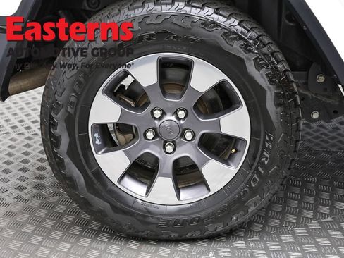 Used 2018 Jeep Wrangler Unlimited Sahara AWD/4WD image 87