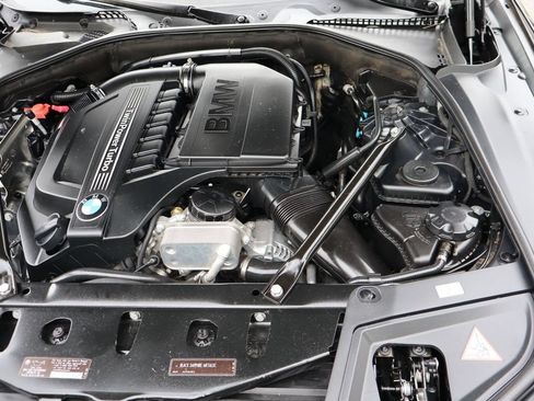 Used 2011 BMW 535i xDrive Sedan AWD/4WD image 41