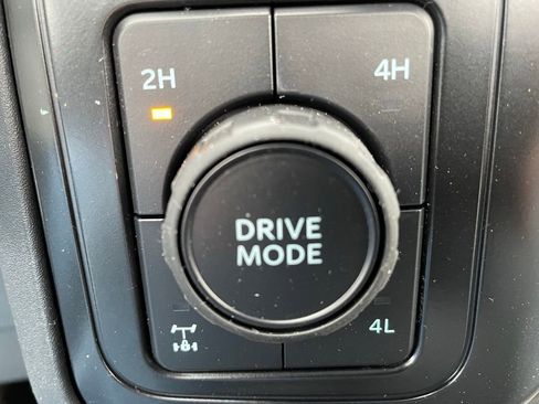 New 2026 Ford F250 XL w/ XL Chrome Package image 11