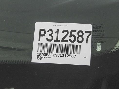 Used 2018 Ford Focus SE w/ Cold Weather Package image 28