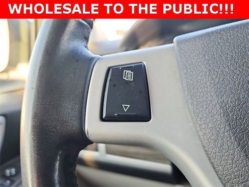 Used 2010 Chrysler Town & Country Touring image 26