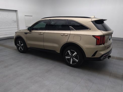 Used 2021 Kia Sorento S w/ Panoramic Sunroof Package FWD image 3