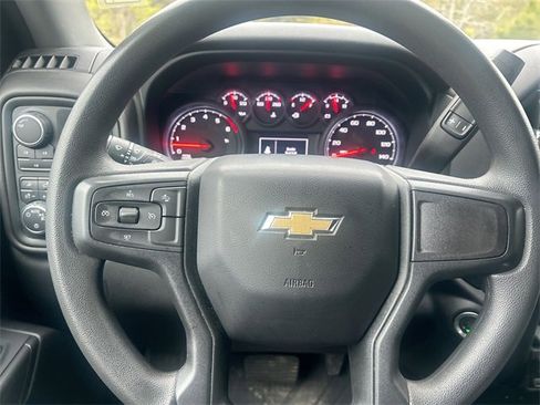 Used 2024 Chevrolet Silverado 2500 Custom w/ Custom Value Package image 18