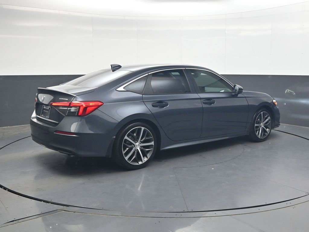 Used 2024 Honda Civic Touring image 4