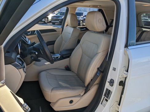 Used 2018 Mercedes-Benz GLE 350 4MATIC image 35