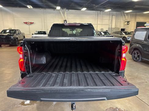 Used 2021 Chevrolet Silverado 1500 Custom w/ LPO, Dark Essentials Package AWD/4WD image 5