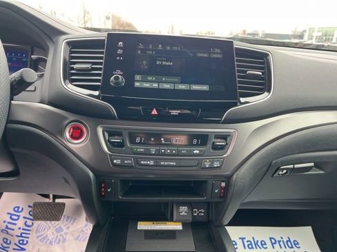 Used 2023 Honda Passport EX-L image 16