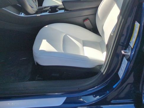 Used 2019 Tesla Model 3 Standard Range Plus image 13