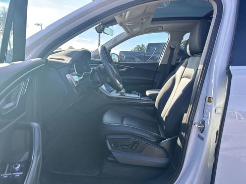 Used 2023 Audi Q7 3.0T Prestige w/ Prestige Package image 16