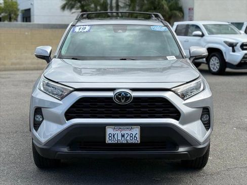 Certified 2019 Toyota RAV4 XLE Premium w/ Carpet Mat Package FWD image 4