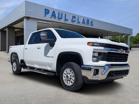 Used 2025 Chevrolet Silverado 2500 LT w/ Convenience Package AWD/4WD image 1