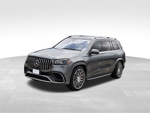 Used 2025 Mercedes-Benz GLS 63 AMG 4MATIC image 2