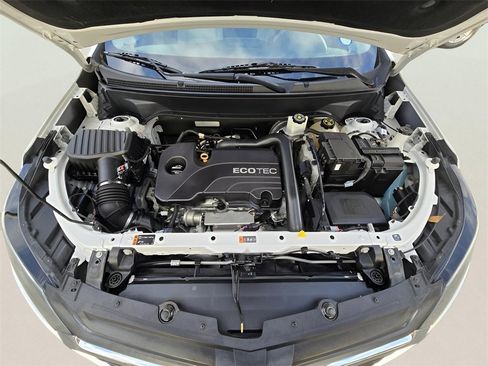 Used 2018 Chevrolet Equinox LT image 43