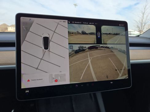 Used 2024 Tesla Model Y Long Range image 27