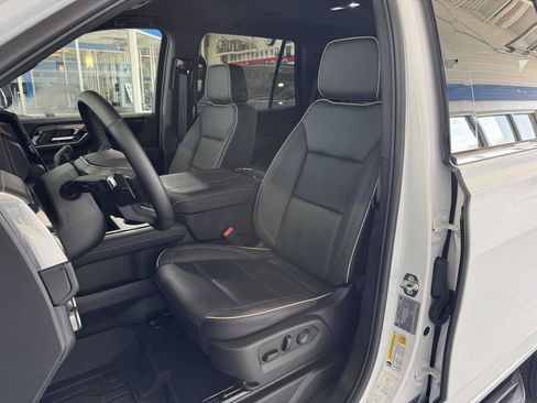 Used 2025 GMC Yukon Elevation w/ LPO, Floor Liner Package AWD/4WD image 27