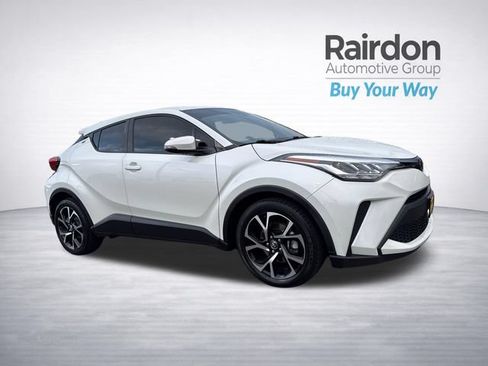 Used 2021 Toyota C-HR XLE FWD image 1