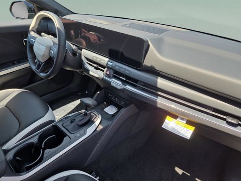 New 2026 Kia K4 EX FWD image 13
