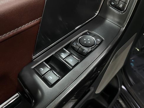 Used 2021 Ford F150 Lariat w/ Equipment Group 502A High AWD/4WD image 15