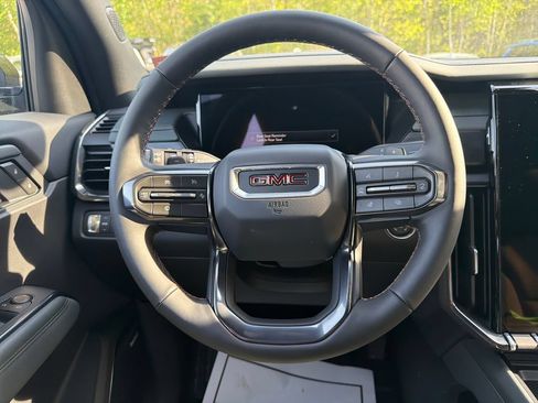 New 2026 GMC Acadia AT4 w/ Luxury Package AWD/4WD image 16