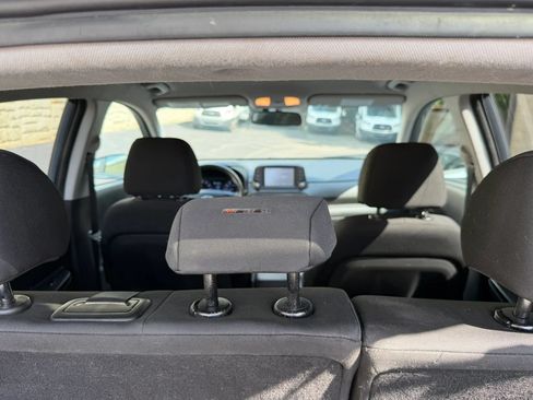 Used 2018 Hyundai Kona SEL AWD/4WD image 35