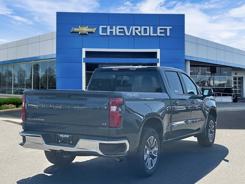 Used 2026 Chevrolet Silverado 1500 LT w/ Safety Package AWD/4WD image 4