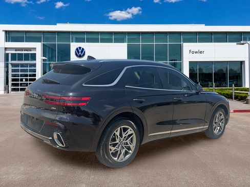 Used 2025 Genesis GV70 2.5T w/ Advanced Package AWD/4WD image 5