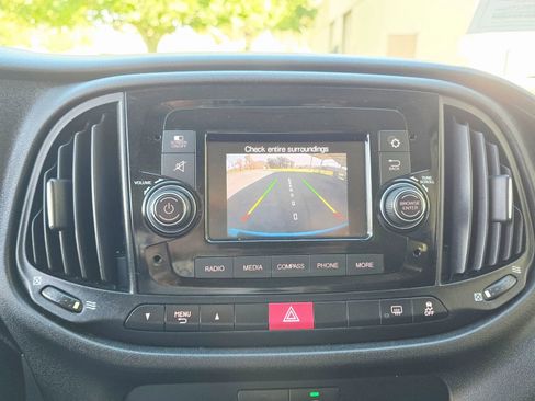 Used 2020 RAM ProMaster City Tradesman SLT image 21