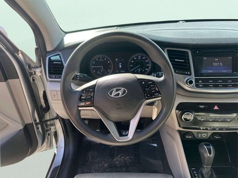 Used 2016 Hyundai Tucson SE image 21