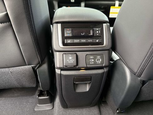 New 2026 Subaru Ascent Bronze Edition image 19