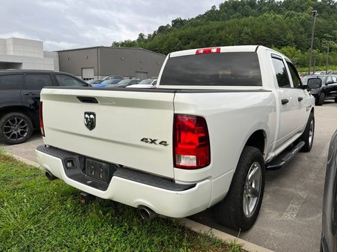 Used 2017 RAM 1500 Express AWD/4WD image 4