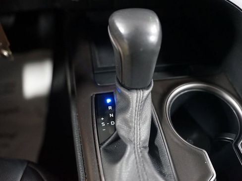 Used 2024 Toyota Camry SE image 24