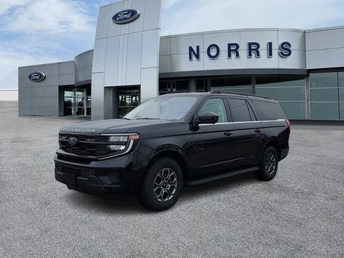 Certified 2025 Ford Expedition Max Active AWD/4WD image 2