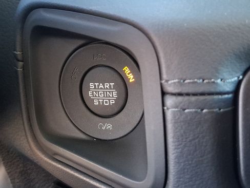 New 2026 Jeep Wrangler Unlimited Sahara AWD/4WD image 21