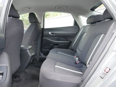 Used 2023 Hyundai Sonata SEL image 14