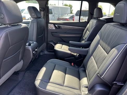 New 2026 Buick Enclave Avenir w/ Super Cruise Package AWD/4WD image 22