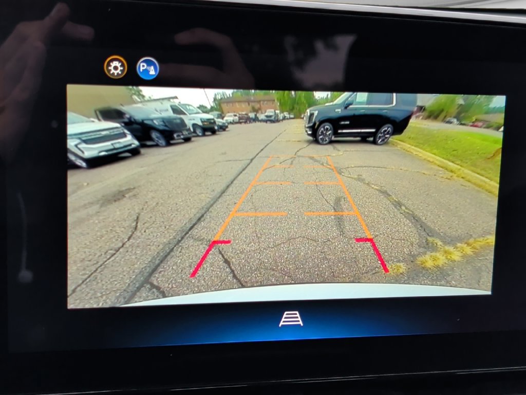 Used 2026 Chevrolet Equinox LT AWD/4WD image 22