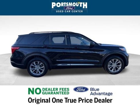 Used 2023 Ford Explorer XLT w/ Equipment Group 202A image 6