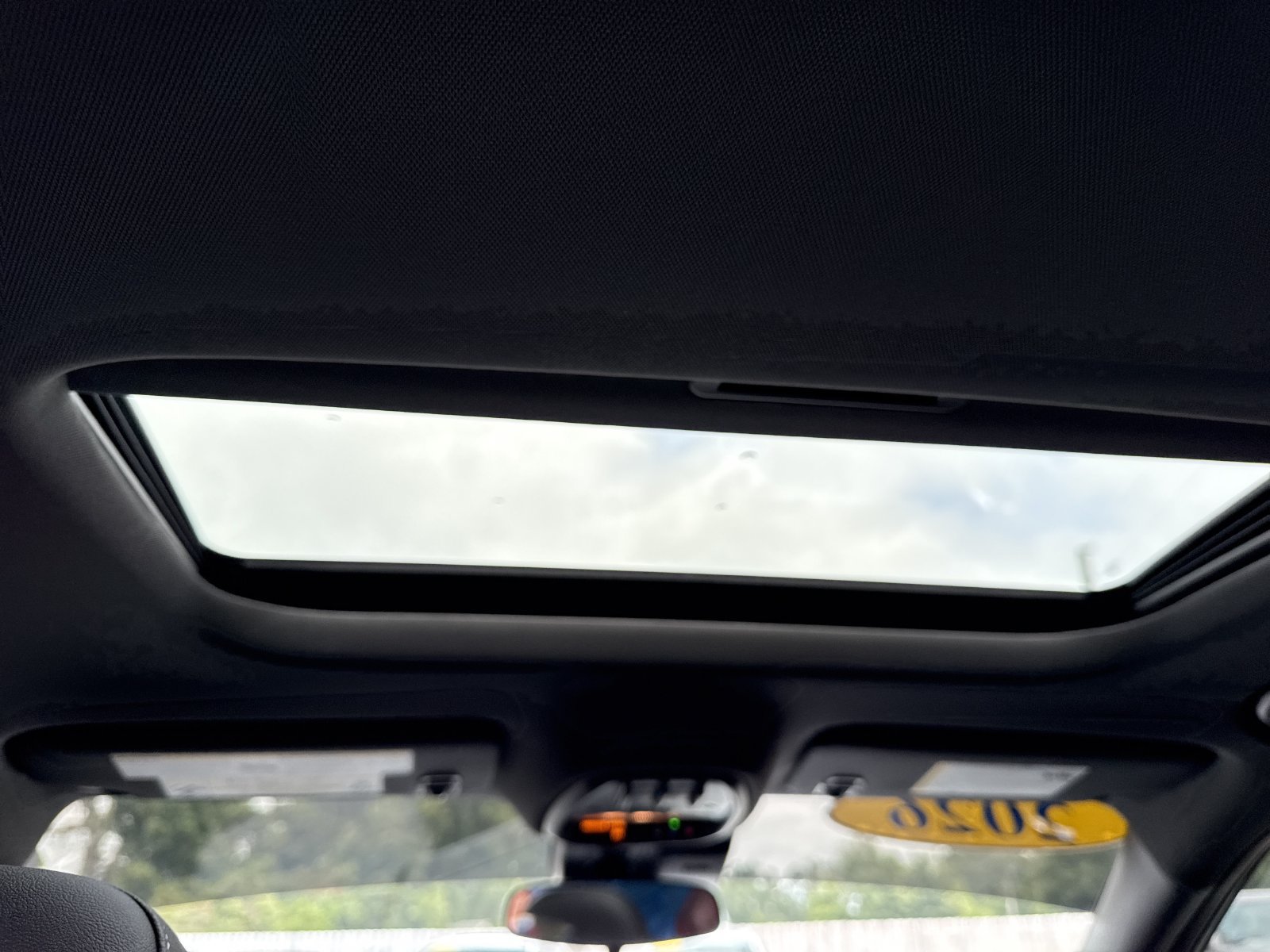 Used 2026 Chevrolet Trax RS w/ Sunroof Package FWD image 13