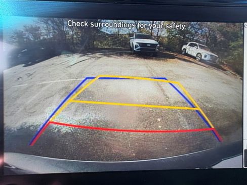 Used 2023 Hyundai Kona SEL w/ Convenience Package image 16