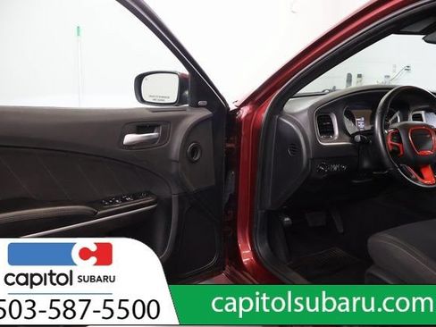 Used 2019 Dodge Charger R/T RWD image 10