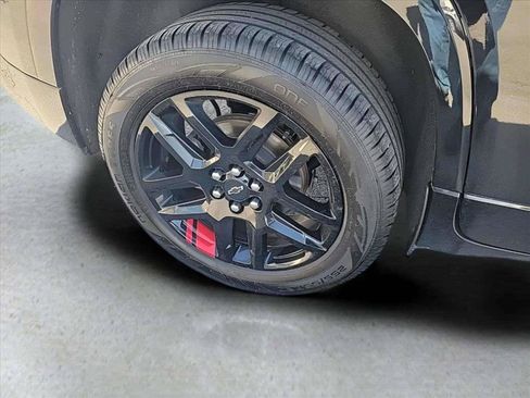 Used 2023 Chevrolet Traverse Premier w/ Redline Edition AWD/4WD image 42