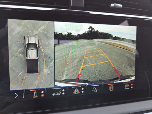 New 2026 GMC Sierra 2500 AT4X w/ AT4X AEV Edition AWD/4WD image 13