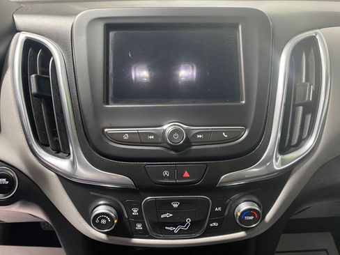 Used 2022 Chevrolet Equinox LT image 8