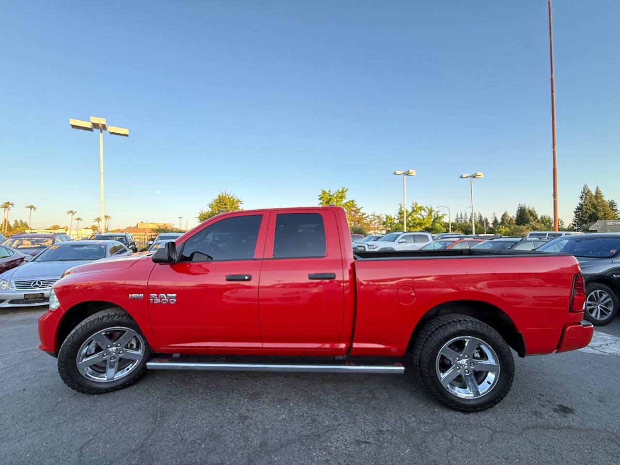 Used 2014 RAM 1500 Express AWD/4WD image 4