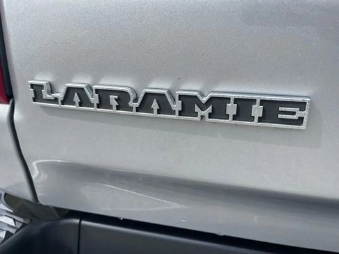 Used 2023 RAM 1500 Laramie AWD/4WD image 10