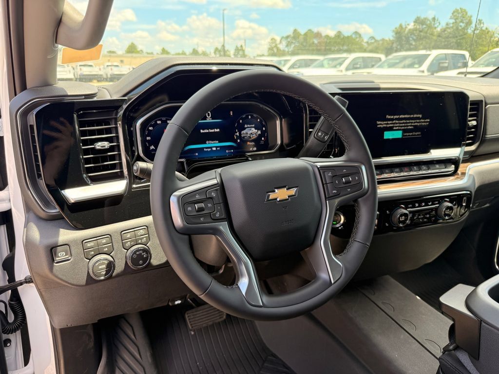 New 2026 Chevrolet Silverado 1500 LT AWD/4WD image 17