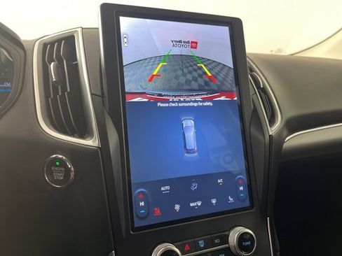 Used 2022 Ford Edge Titanium w/ Equipment Group 301A image 13