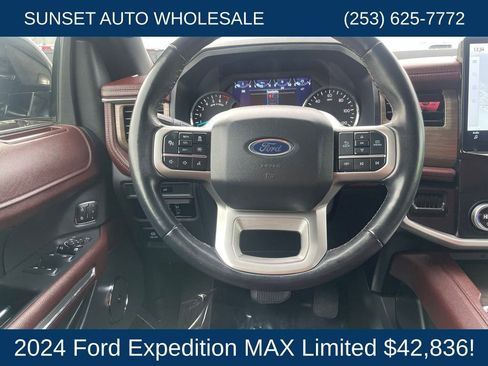 Used 2024 Ford Expedition Max Limited AWD/4WD image 49