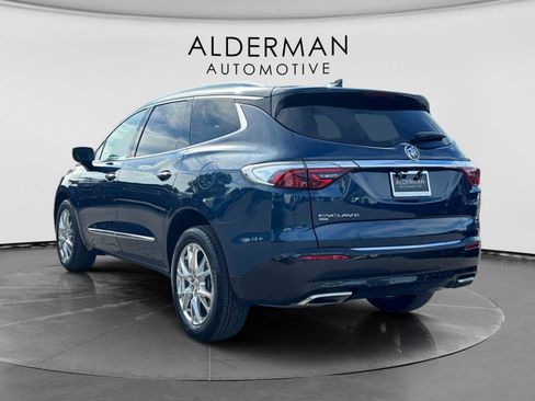 Used 2023 Buick Enclave Essence w/ Experience Buick Package AWD/4WD image 3
